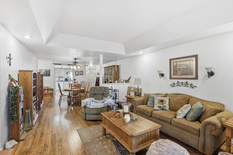 Tiny photo for 533 Brittni Lane, Central Point, OR 97502 (MLS # 220215596)