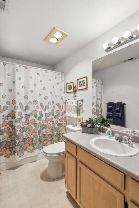 Tiny photo for 533 Brittni Lane, Central Point, OR 97502 (MLS # 220215596)