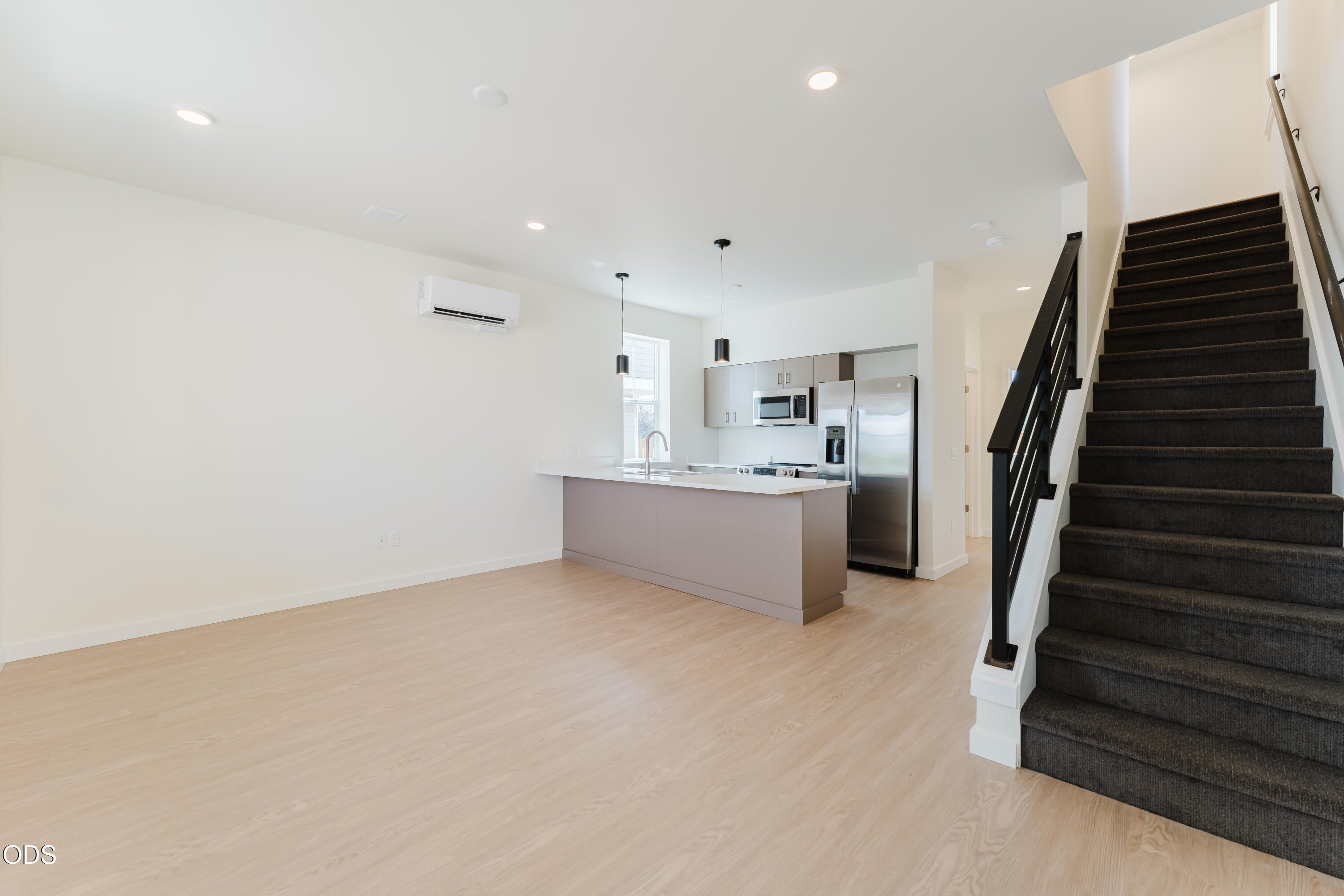 317 NW 17th Street 8