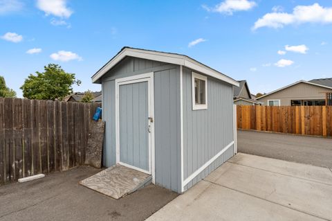 Tiny photo for 628 Barton Road, Eagle Point, OR 97524 (MLS # 220219326)