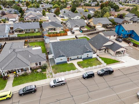 Tiny photo for 628 Barton Road, Eagle Point, OR 97524 (MLS # 220219326)