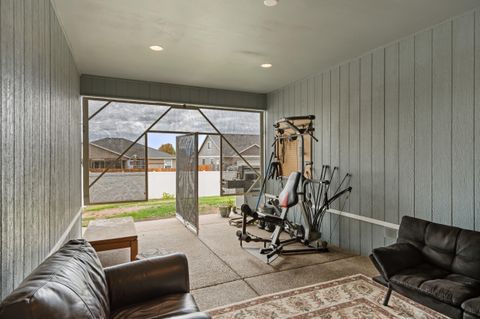 Tiny photo for 628 Barton Road, Eagle Point, OR 97524 (MLS # 220219326)