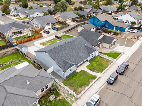 Tiny photo for 628 Barton Road, Eagle Point, OR 97524 (MLS # 220219326)