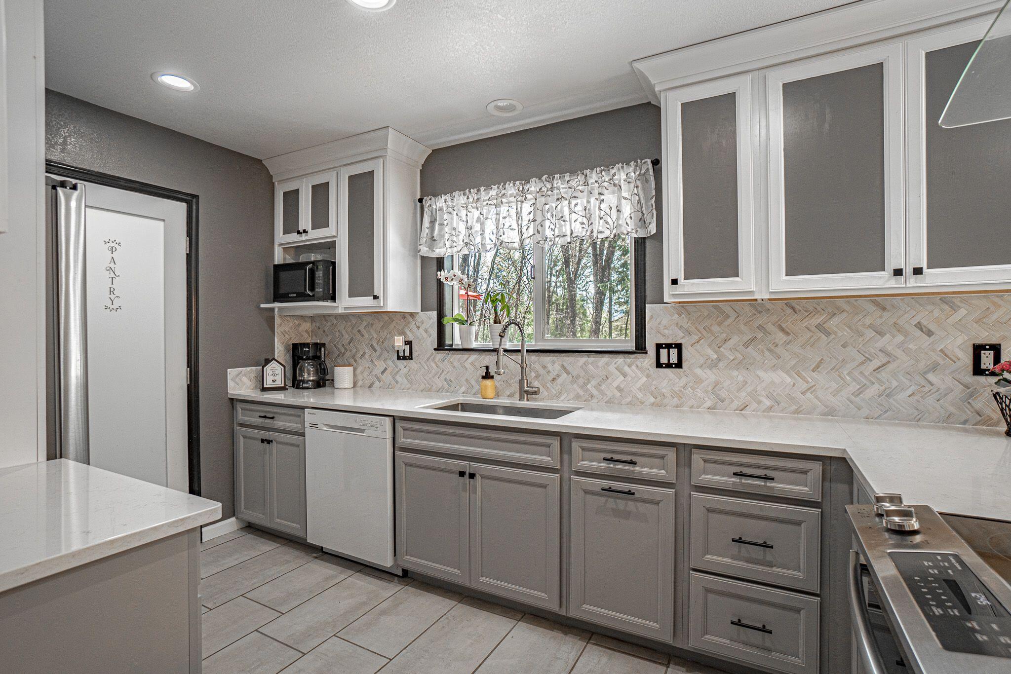 Bella Vista Subdivision - Residential