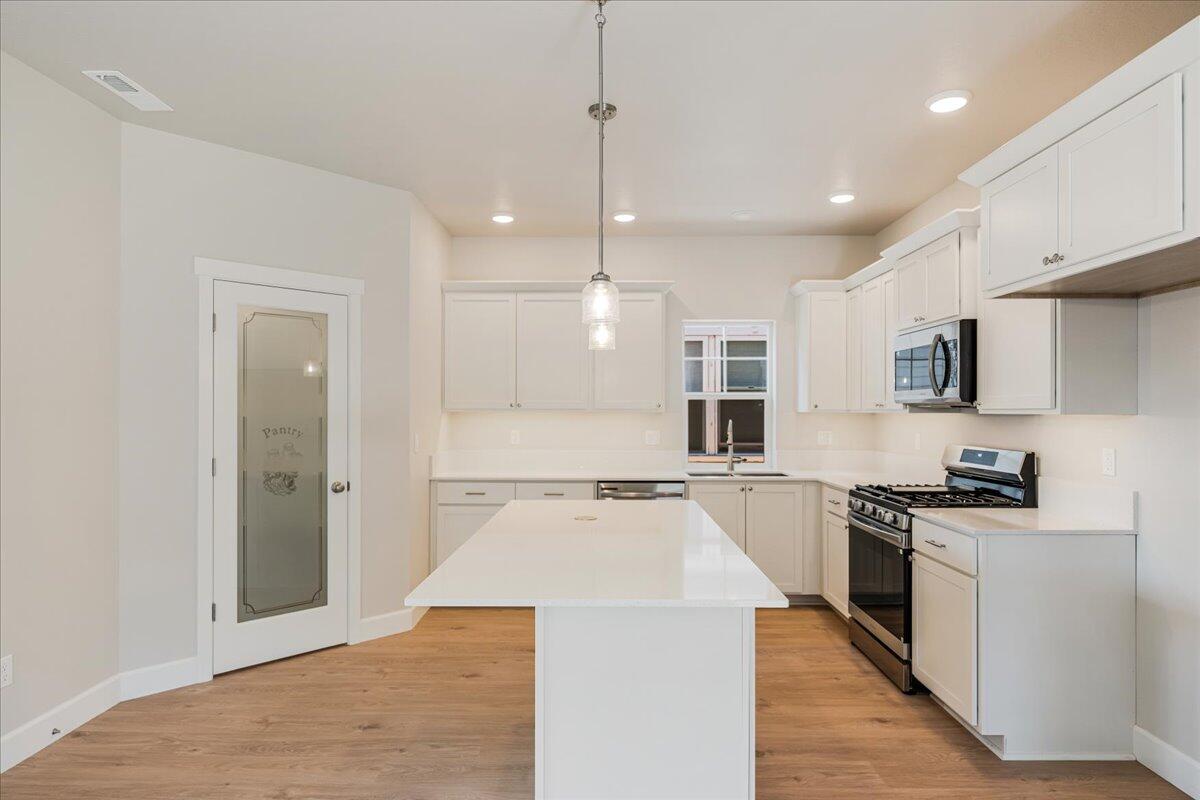 Canyon Rim Village - Residential