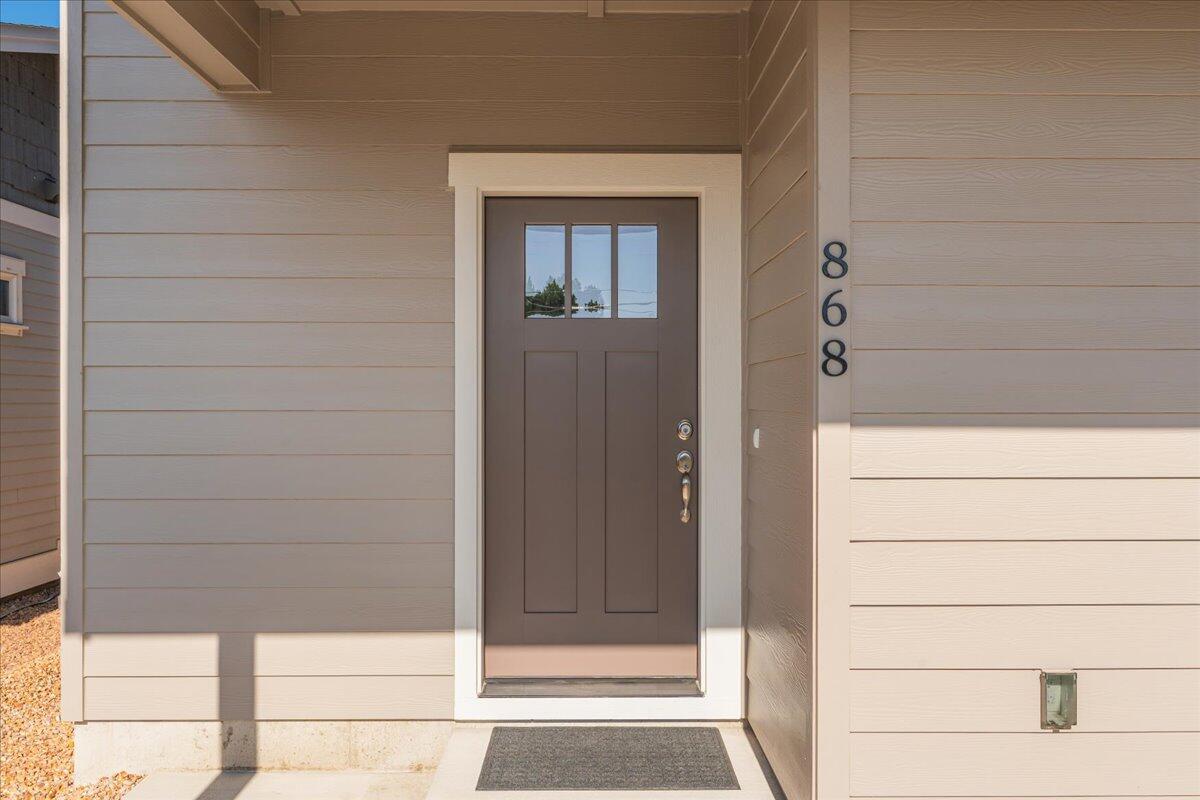 868 NW 19th Street