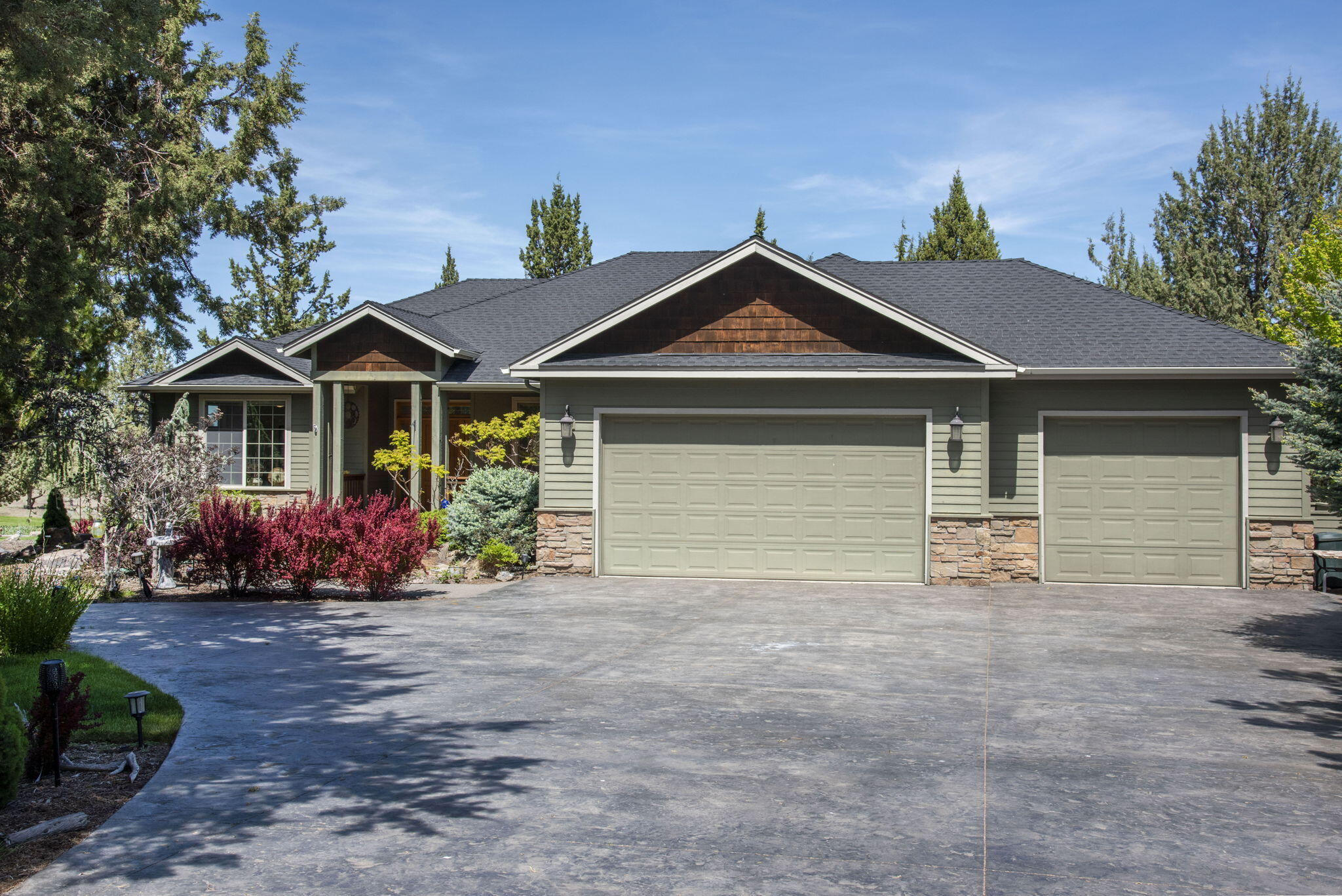 454 Tanager Drive