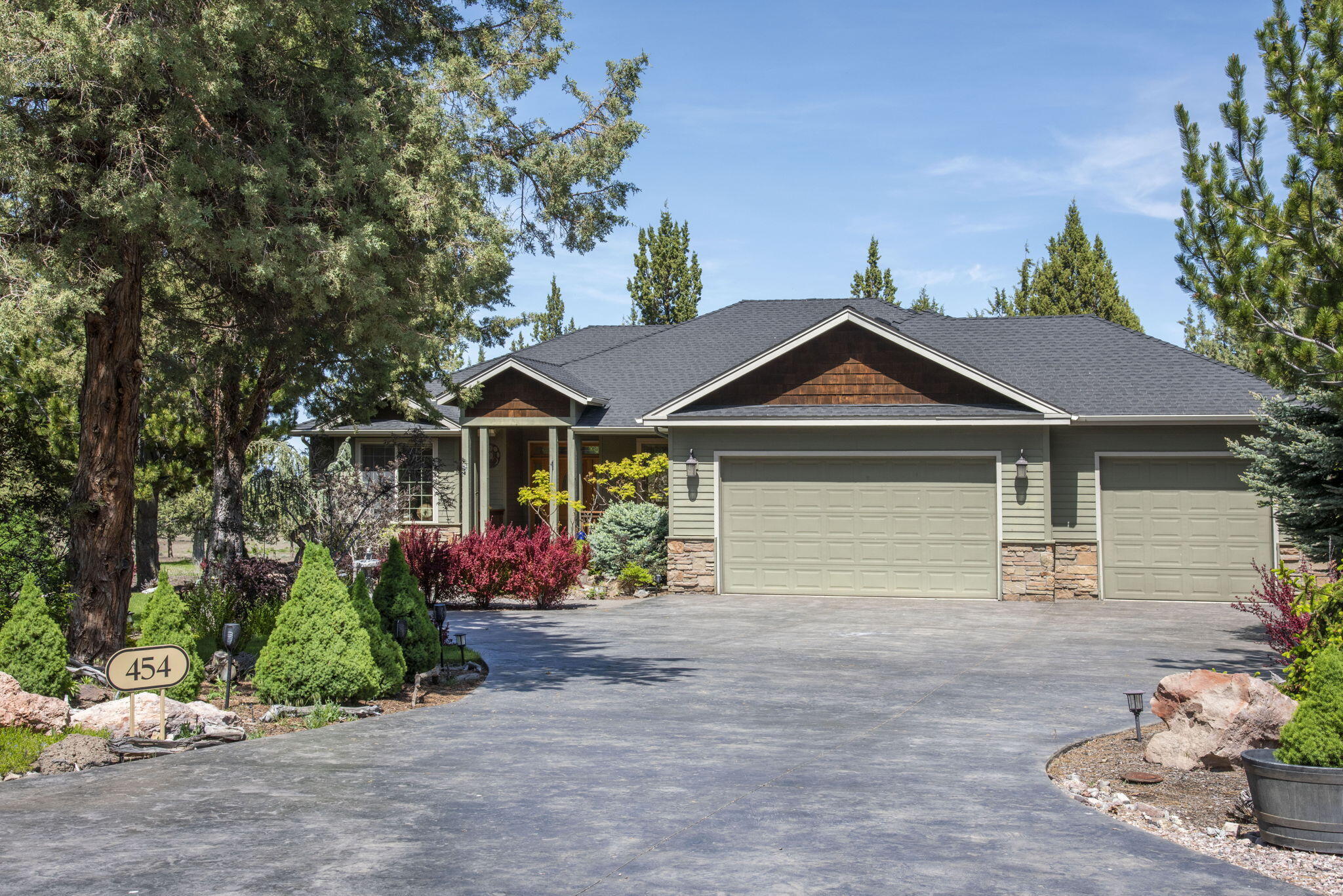 454 Tanager Drive