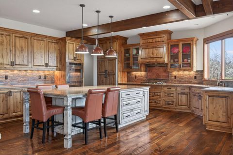 Tiny photo for 19345 Roswell Drive, Bend, OR 97702 (MLS # 220219277)