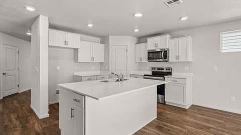 Tiny photo for 2571 Addysen Park Way, Medford, OR 97501 (MLS # 220225770)