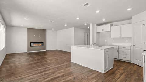 Tiny photo for 2571 Addysen Park Way, Medford, OR 97501 (MLS # 220225770)