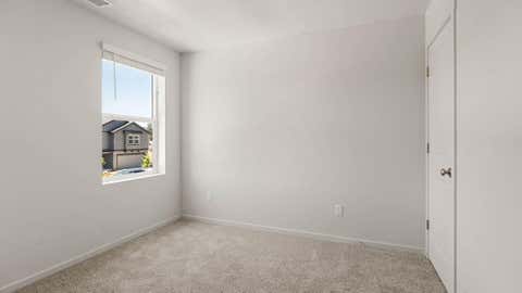 Tiny photo for 2571 Addysen Park Way, Medford, OR 97501 (MLS # 220225770)