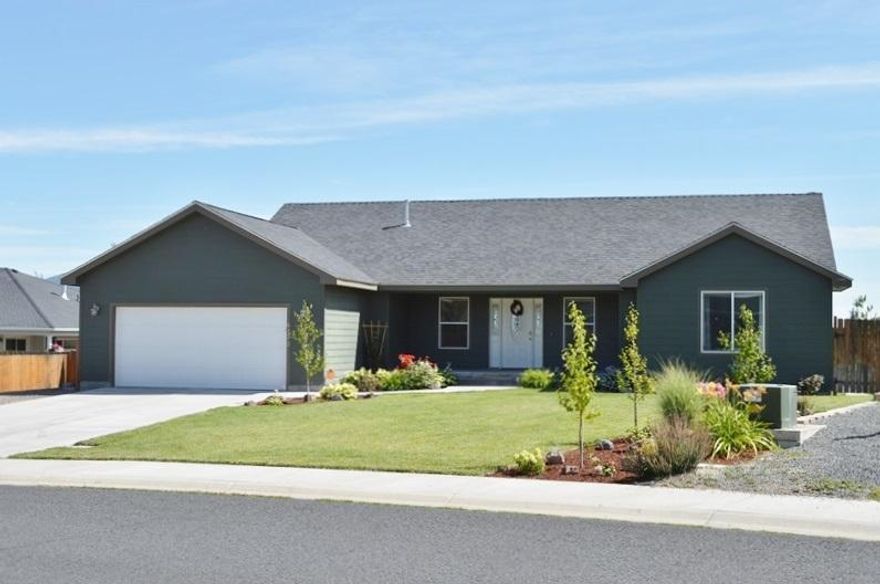 Gorgeous Newer 2006 Home! Single Level Home With Beautifully Manicured Extra Large Back Yard, New Play Center For The Children With Slide, Swings & Rock Wall. Firepit & Raised Gardening Area. Immaculate And Freshly Painted Inside And Out In An Exceptional Neighborhood. Open, Split Floor Plan With Large Master. Vaulted Ceilings, Arched Doorways And Large Open Kitchen Perfect For Entertaining. Lots Of Extra Storage Area And Room For A Recreational Vehicle With Ample Parking. Much More ... Bring The Family!