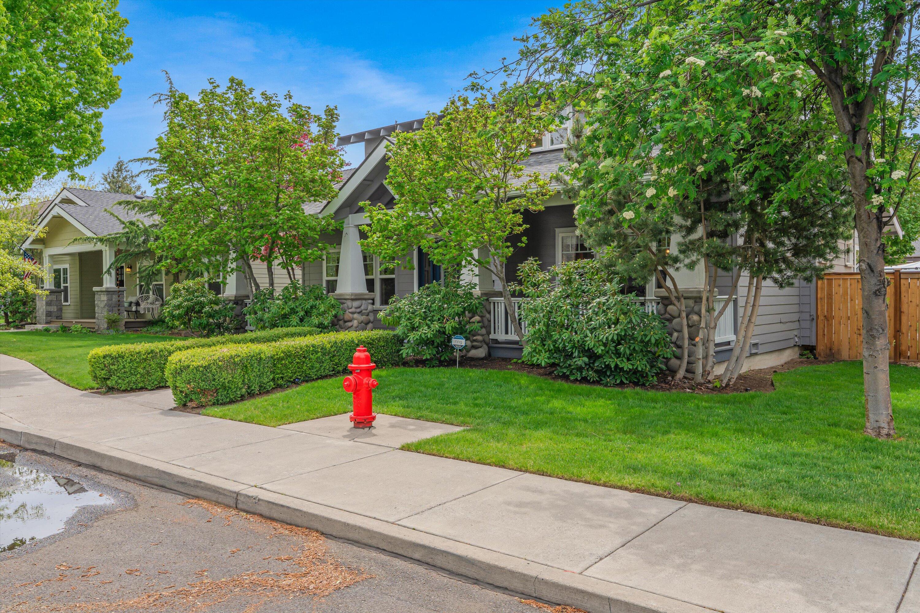 2909 NE Laurel Oak Drive