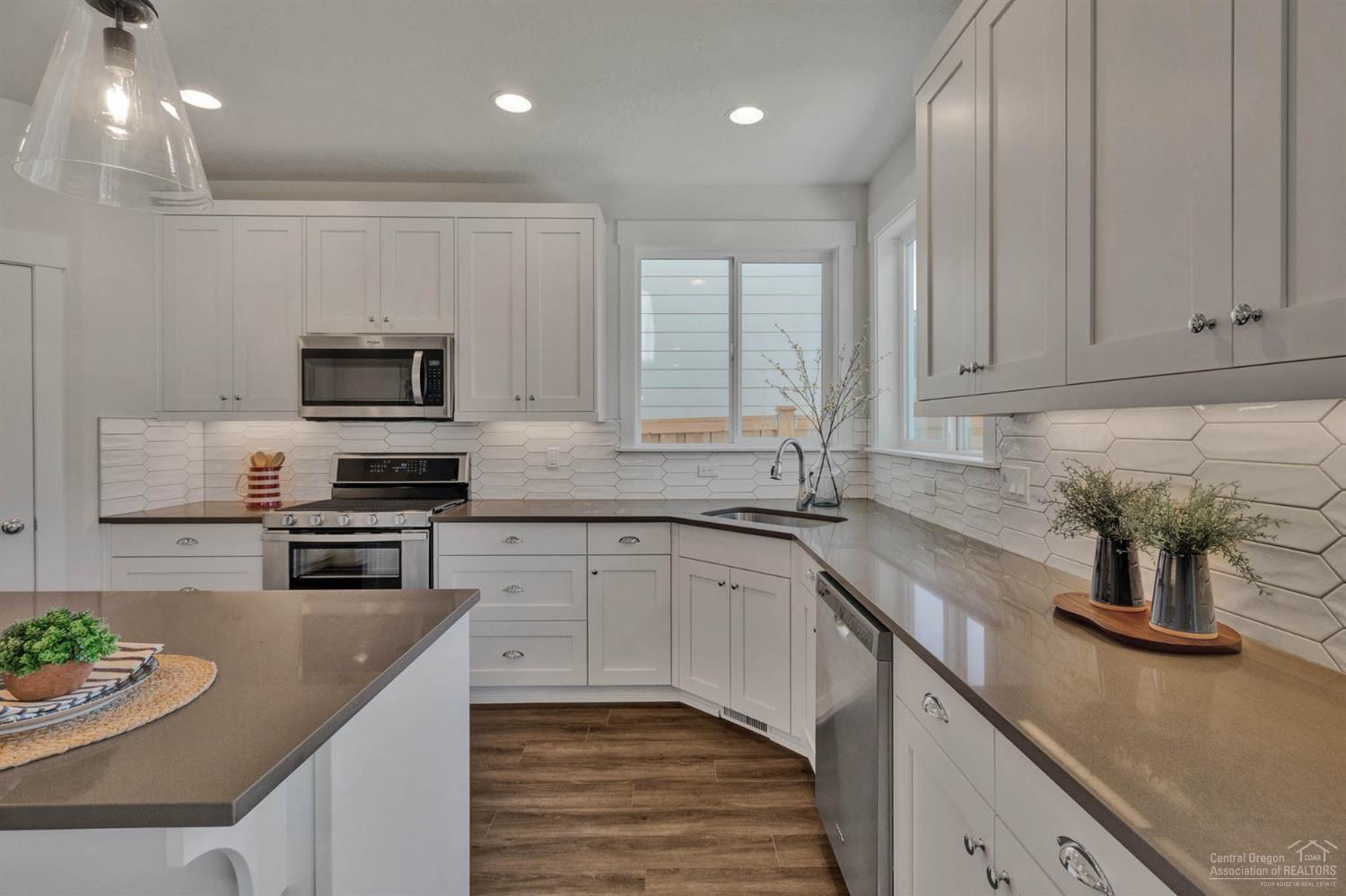 Brookswood Crossing - Residential