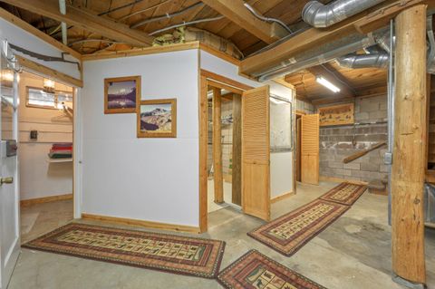Tiny photo for 52717 Meadow Lane, La Pine, OR 97739 (MLS # 220218206)