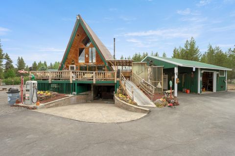 Photo of 52717 Meadow Lane, La Pine, OR 97739 (MLS # 220218206)