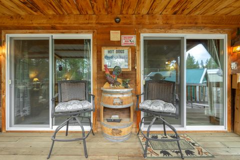 Tiny photo for 52717 Meadow Lane, La Pine, OR 97739 (MLS # 220218206)