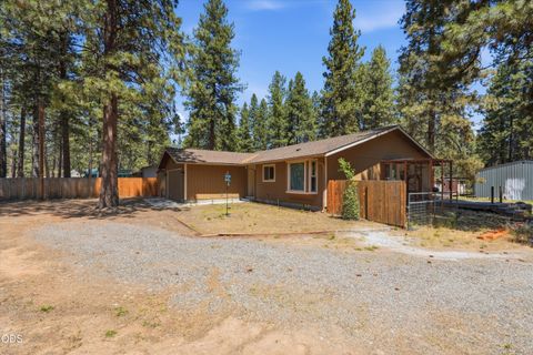 Tiny photo for 60282 Pawnee Lane, Bend, OR 97702 (MLS # 220222681)