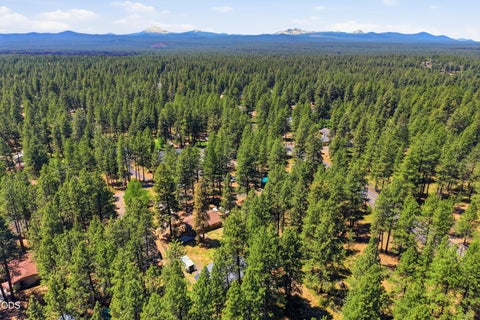 Tiny photo for 60282 Pawnee Lane, Bend, OR 97702 (MLS # 220222681)