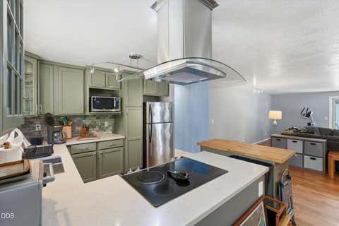 Tiny photo for 60282 Pawnee Lane, Bend, OR 97702 (MLS # 220222681)