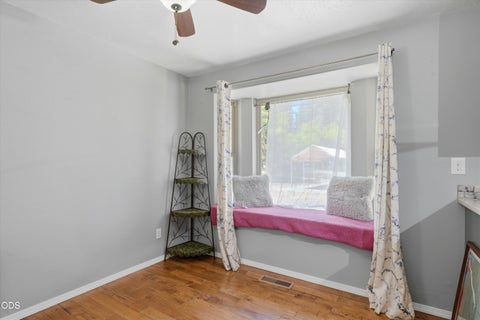 Tiny photo for 60282 Pawnee Lane, Bend, OR 97702 (MLS # 220222681)