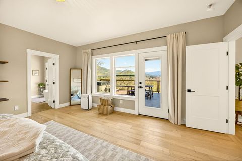 Tiny photo for 145 Lomas Road, Jacksonville, OR 97530 (MLS # 220217428)