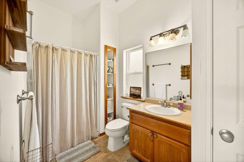 Tiny photo for 145 Lomas Road, Jacksonville, OR 97530 (MLS # 220217428)