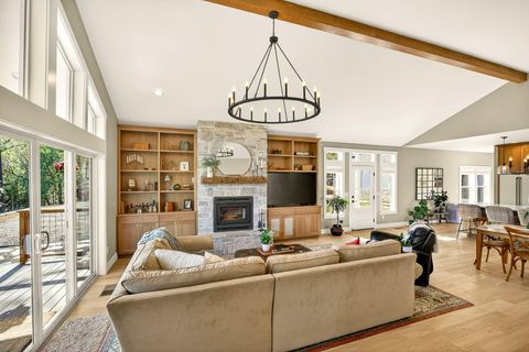 Tiny photo for 145 Lomas Road, Jacksonville, OR 97530 (MLS # 220217428)