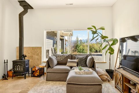 Tiny photo for 145 Lomas Road, Jacksonville, OR 97530 (MLS # 220217428)