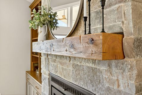 Tiny photo for 145 Lomas Road, Jacksonville, OR 97530 (MLS # 220217428)