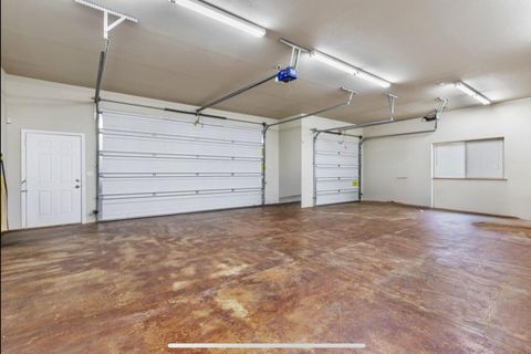 Tiny photo for 145 Lomas Road, Jacksonville, OR 97530 (MLS # 220217428)