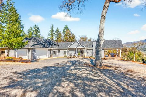 Tiny photo for 145 Lomas Road, Jacksonville, OR 97530 (MLS # 220217428)