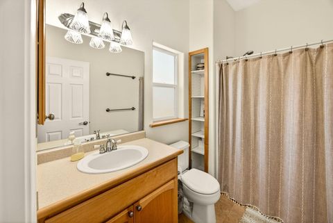 Tiny photo for 145 Lomas Road, Jacksonville, OR 97530 (MLS # 220217428)