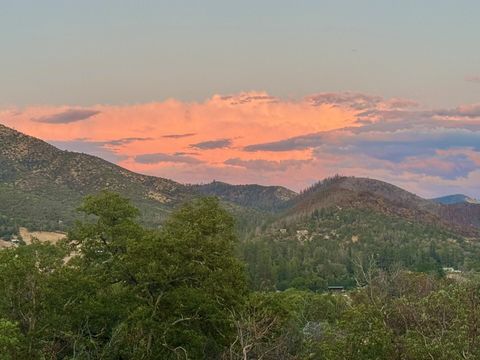 Tiny photo for 145 Lomas Road, Jacksonville, OR 97530 (MLS # 220217428)