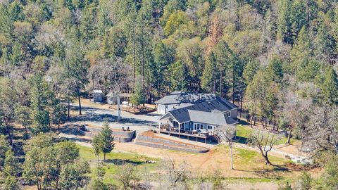 Tiny photo for 145 Lomas Road, Jacksonville, OR 97530 (MLS # 220217428)