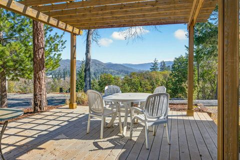 Tiny photo for 145 Lomas Road, Jacksonville, OR 97530 (MLS # 220217428)