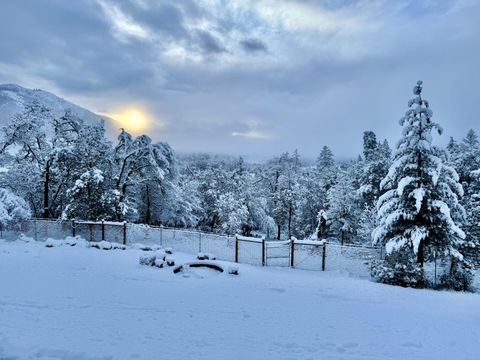 Tiny photo for 145 Lomas Road, Jacksonville, OR 97530 (MLS # 220217428)