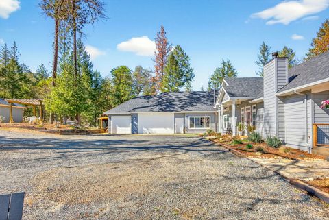 Tiny photo for 145 Lomas Road, Jacksonville, OR 97530 (MLS # 220217428)