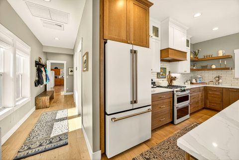 Tiny photo for 145 Lomas Road, Jacksonville, OR 97530 (MLS # 220217428)