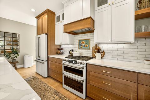 Tiny photo for 145 Lomas Road, Jacksonville, OR 97530 (MLS # 220217428)