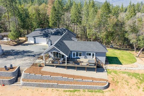 Tiny photo for 145 Lomas Road, Jacksonville, OR 97530 (MLS # 220217428)