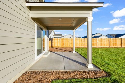 Tiny photo for 440 NW Monte Vista Avenue #126, Madras, OR 97741 (MLS # 220212726)