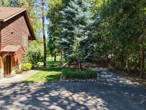 Tiny photo for 223 Indian Creek Lane, Shady Cove, OR 97539 (MLS # 220226282)