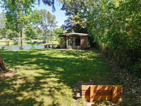 Tiny photo for 223 Indian Creek Lane, Shady Cove, OR 97539 (MLS # 220226282)