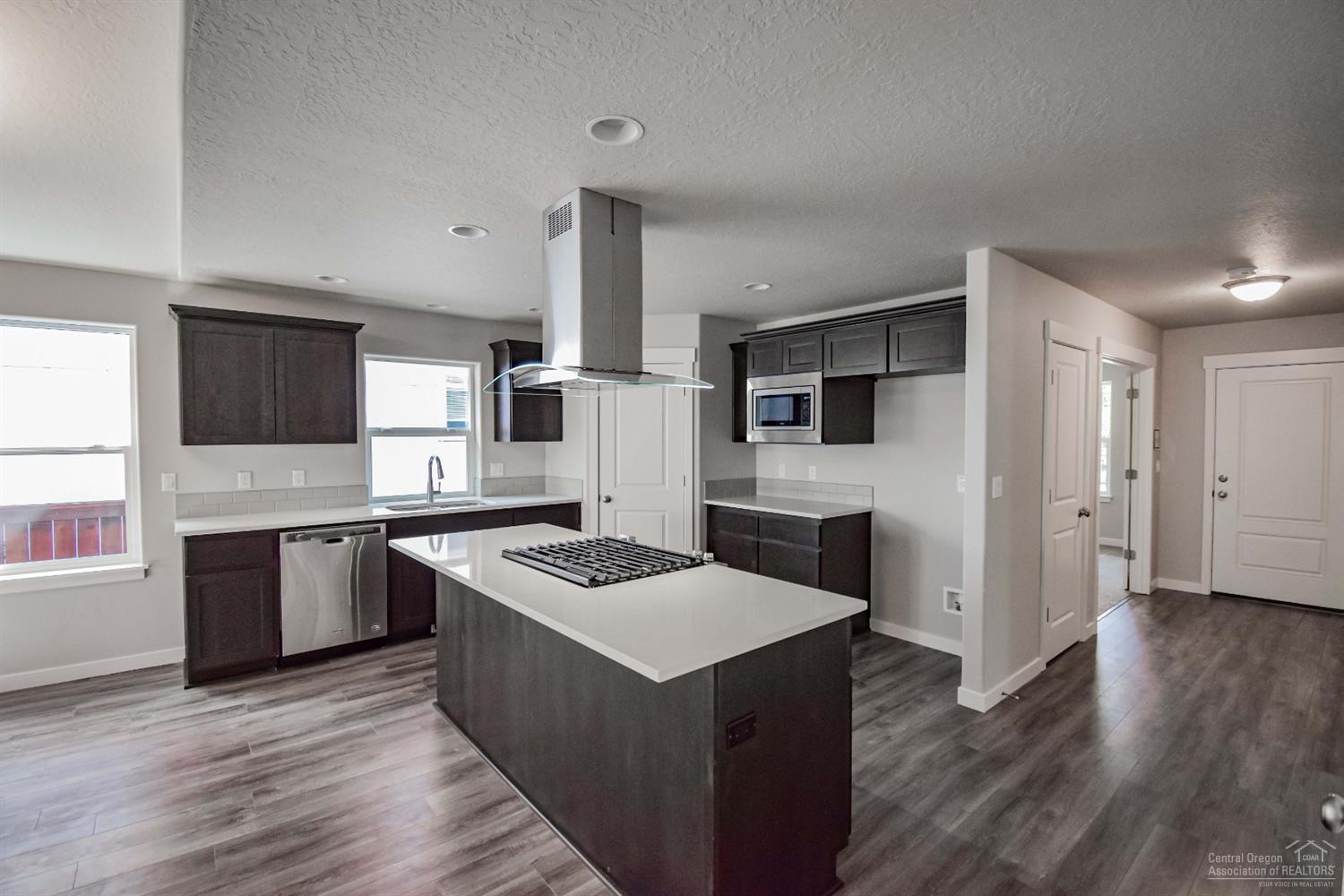 Oakview - Residential