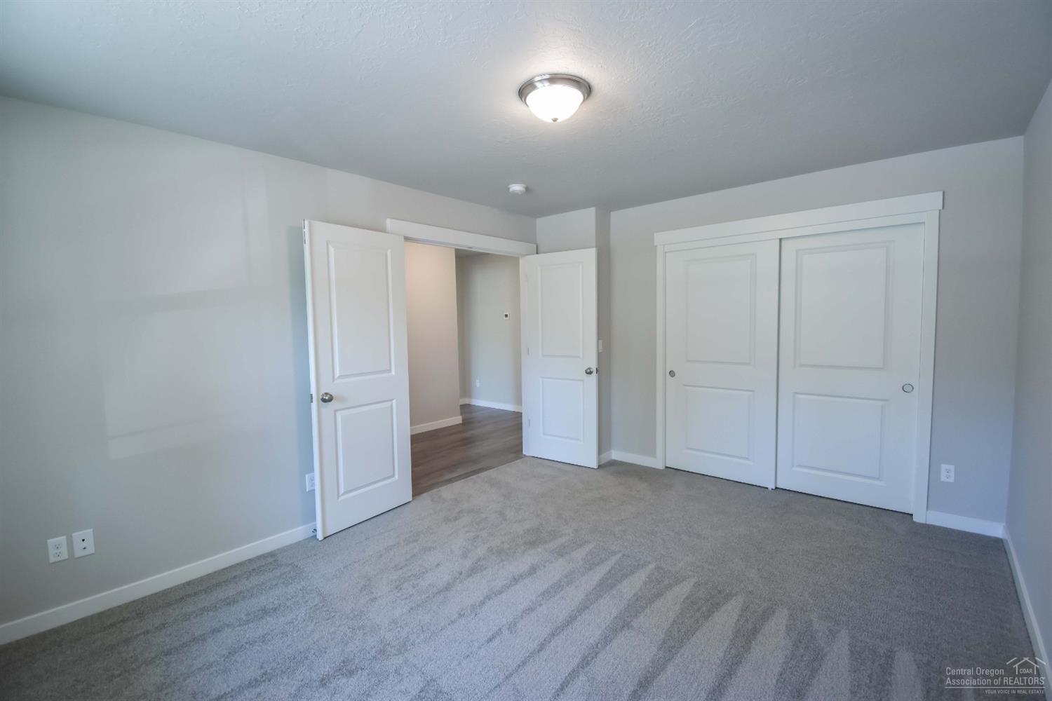 Oakview - Residential