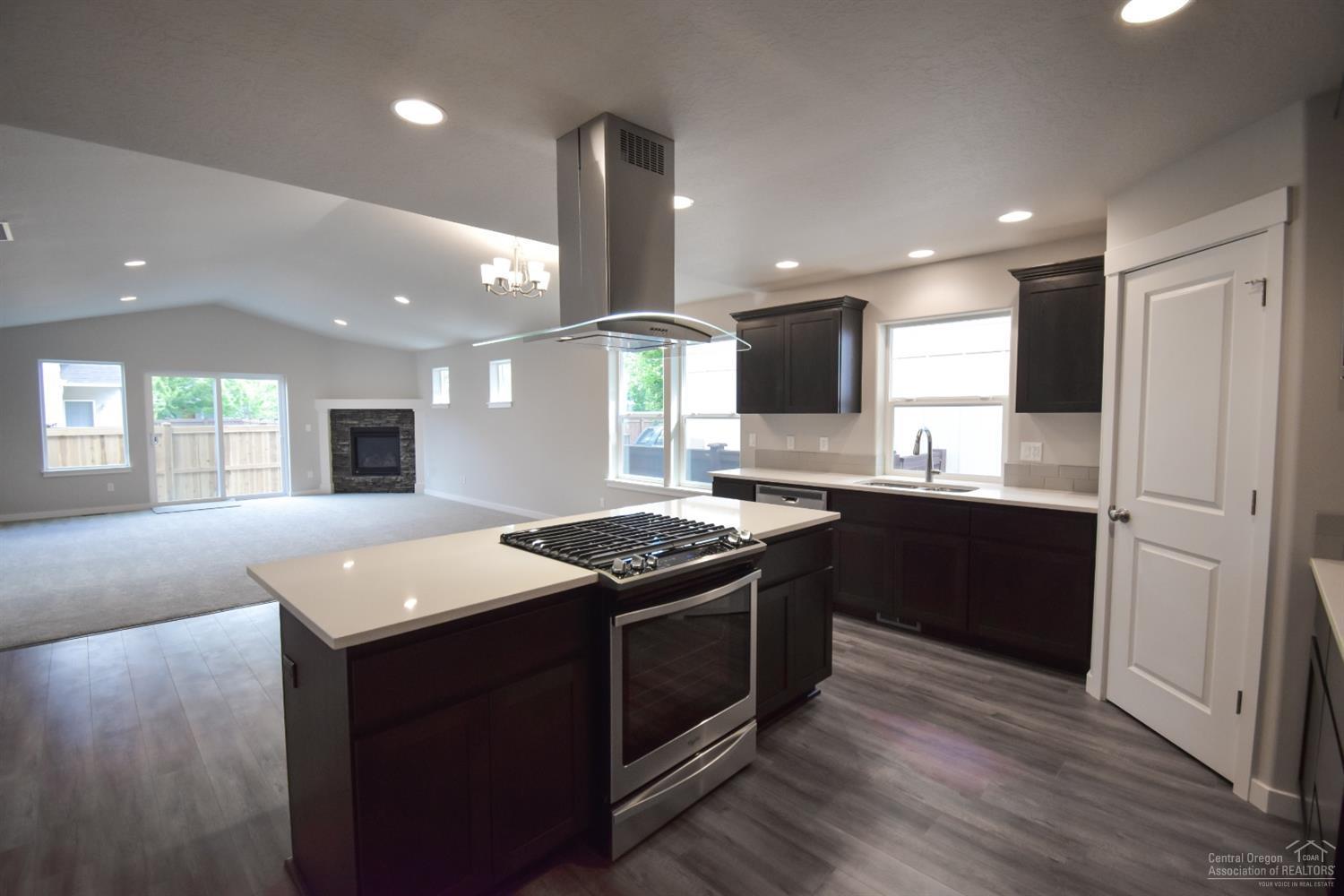 Oakview - Residential