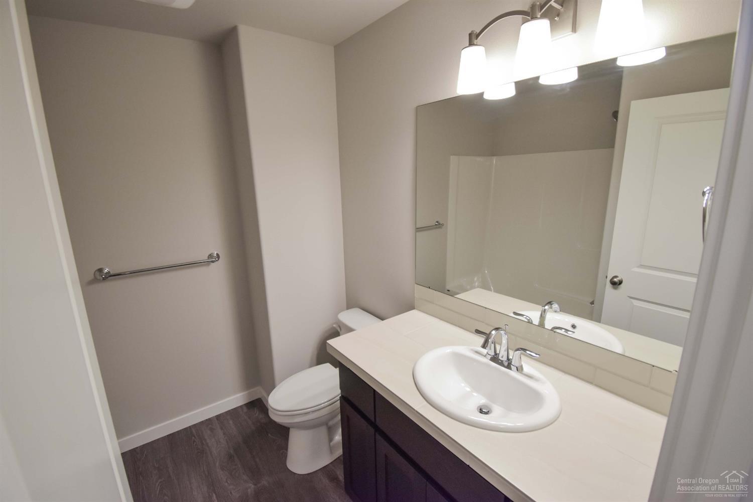 Oakview - Residential