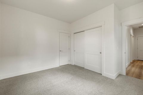 Tiny photo for 1211 Vine Maple Drive, Klamath Falls, OR 97601 (MLS # 220215634)